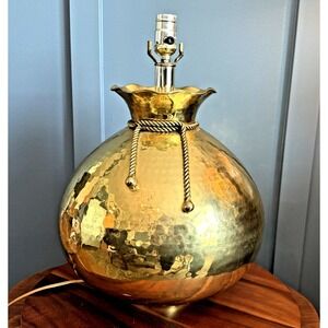 Vintage Hammered Brass Urn Lamp Rope Tassel Detail MCM Hollywood Regency Gourd